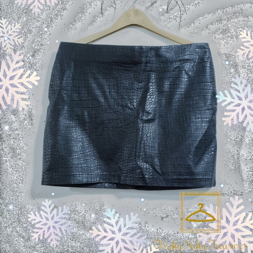 H&M Faux Leather Mini Skirt